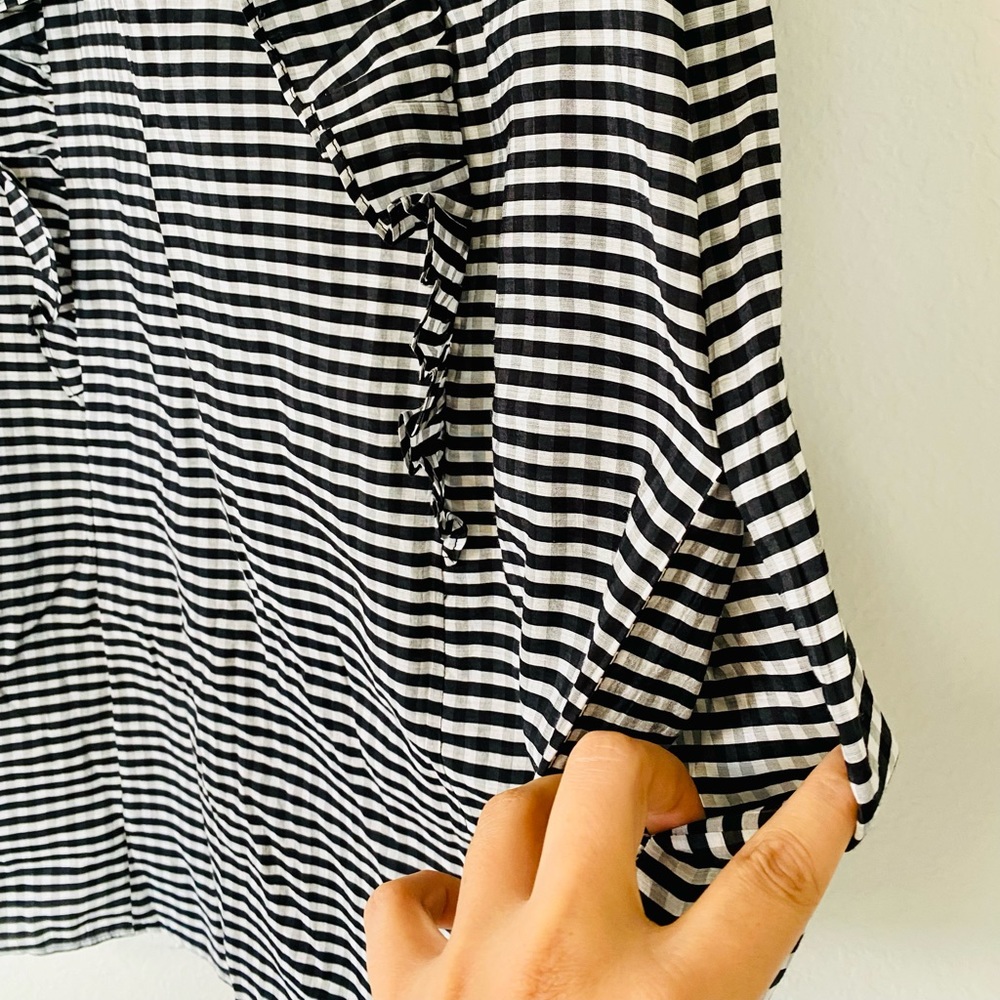 H&M Ruffle Sleeve Striped Dress - Picture 7 of 12